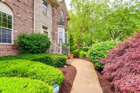 Tiny photo for 312 Camargo Court, Vernon Hills, IL 60061 (MLS # 12679375)