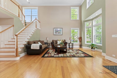Tiny photo for 312 Camargo Court, Vernon Hills, IL 60061 (MLS # 12679375)
