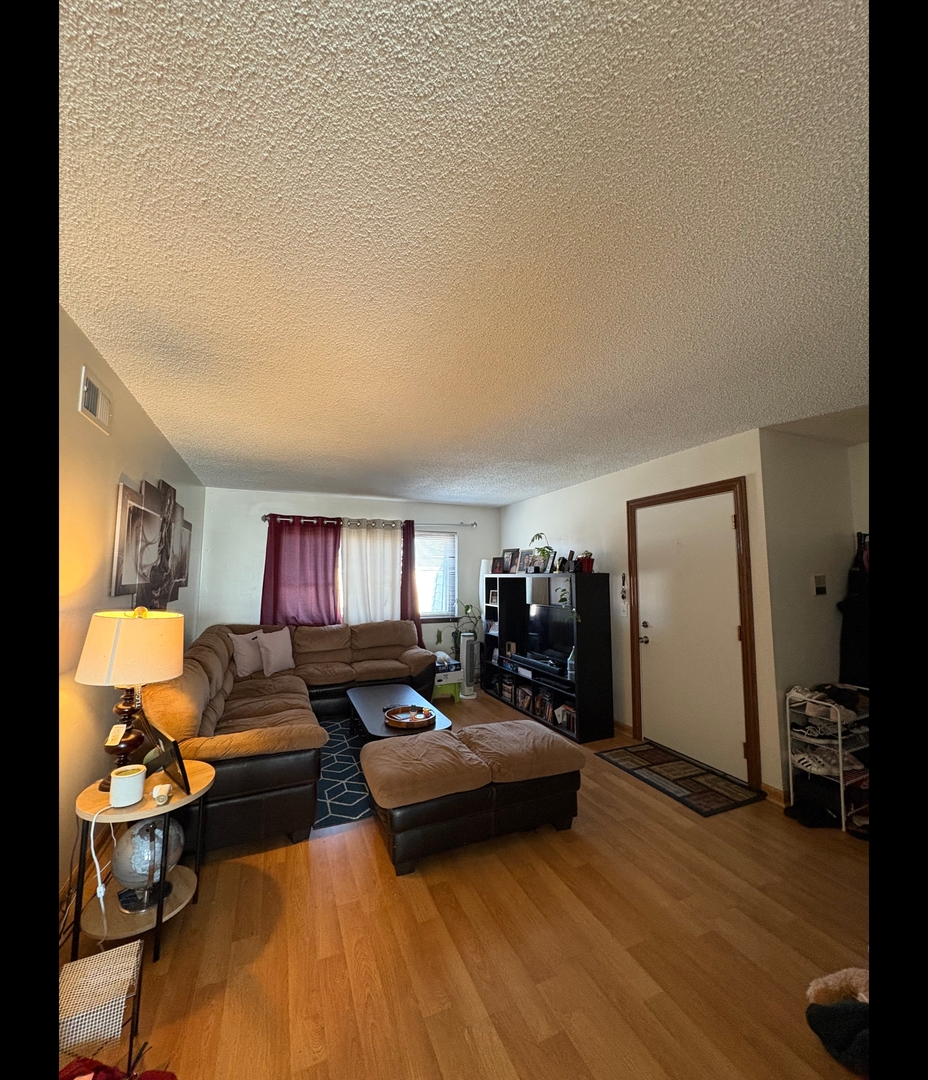 1434 Carol Court 3A