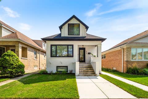 Photo of 4909 N Merrimac Avenue, Chicago, IL 60630 (MLS # 12730153)