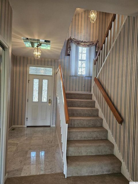 Tiny photo for 128 Knollwood, Quincy, IL 62301 (MLS # 12617996)