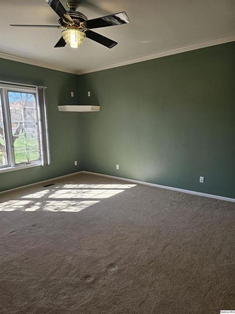 Tiny photo for 128 Knollwood, Quincy, IL 62301 (MLS # 12617996)