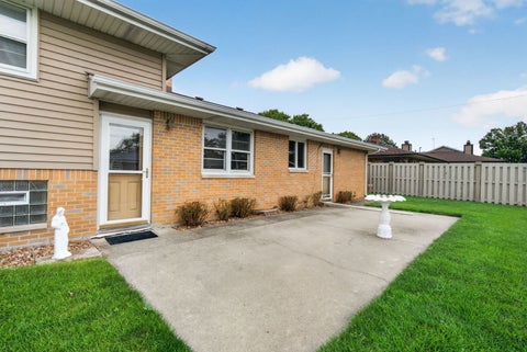 Tiny photo for 1817 Root Street, Crest Hill, IL 60403 (MLS # 12733384)