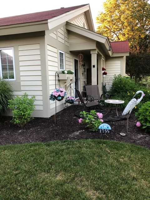 Photo of 1755 Cottage Drive #7-16, Lake Geneva, WI 53147 (MLS # 12596007)