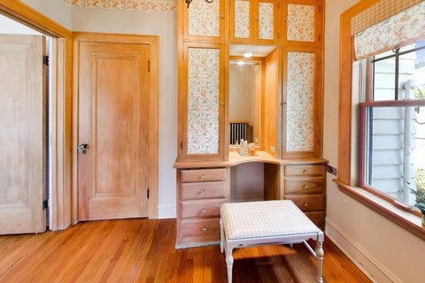 Tiny photo for 6136 Crain Street, Morton Grove, IL 60053 (MLS # 12746954)