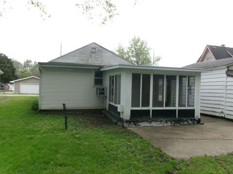 Tiny photo for 827 Canal Street, Marseilles, IL 61341 (MLS # 12367246)