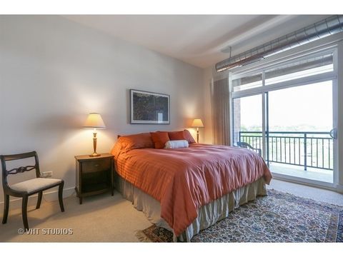 Tiny photo for 450 VILLAGE CENTER Drive #413, Burr Ridge, IL 60527 (MLS # 12543669)