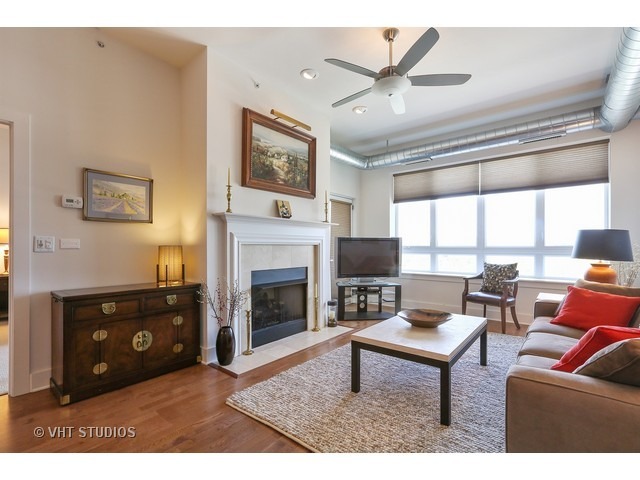 450 VILLAGE CENTER Drive 413