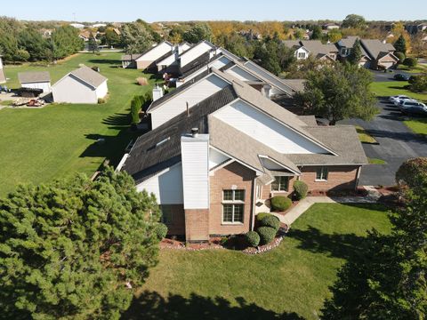 Tiny photo for 6706 Pondview Drive, Tinley Park, IL 60477 (MLS # 12503875)