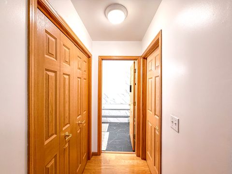 Tiny photo for 6706 Pondview Drive, Tinley Park, IL 60477 (MLS # 12503875)