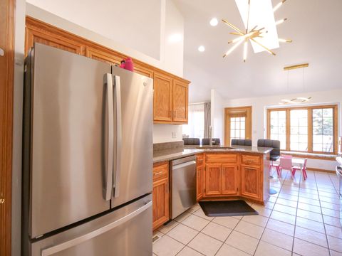 Tiny photo for 6706 Pondview Drive, Tinley Park, IL 60477 (MLS # 12503875)