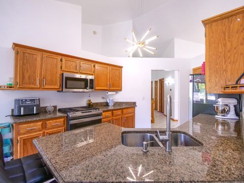 Tiny photo for 6706 Pondview Drive, Tinley Park, IL 60477 (MLS # 12503875)