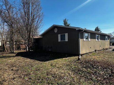 Tiny photo for 805 W Helen Avenue, Christopher, IL 62822 (MLS # 12578473)