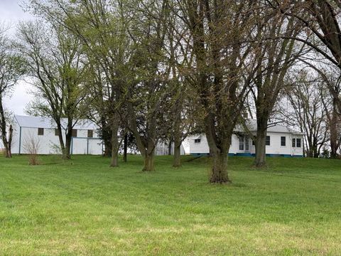 827 N 3450th Road Utica IL 61373