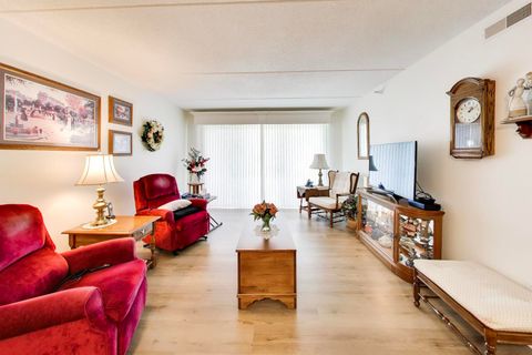 Tiny photo for 6807 N Milwaukee Avenue #507, Niles, IL 60714 (MLS # 12692003)
