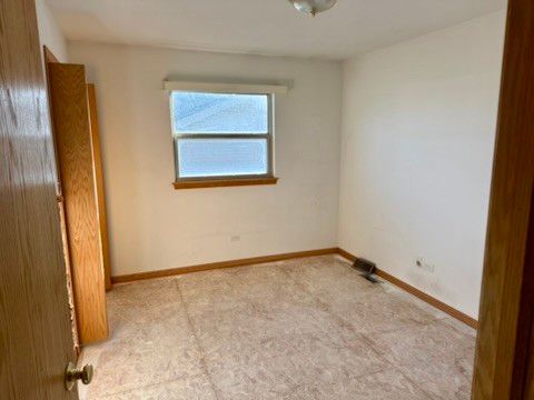 Tiny photo for 15826 Central Park Avenue, Markham, IL 60428 (MLS # 12518315)