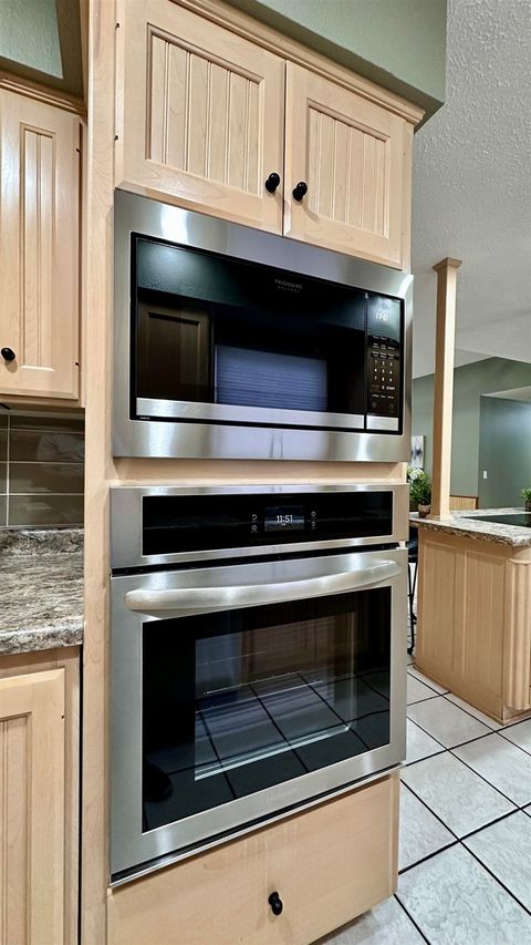 Tiny photo for 1111 E Elm Street, West Frankfort, IL 62896 (MLS # 100000372)