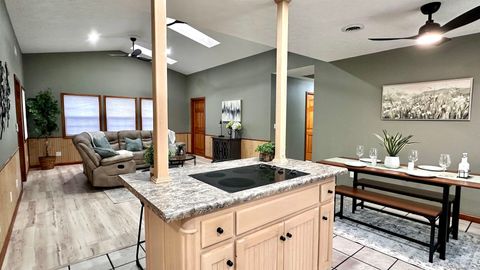 Tiny photo for 1111 E Elm Street, West Frankfort, IL 62896 (MLS # 100000372)