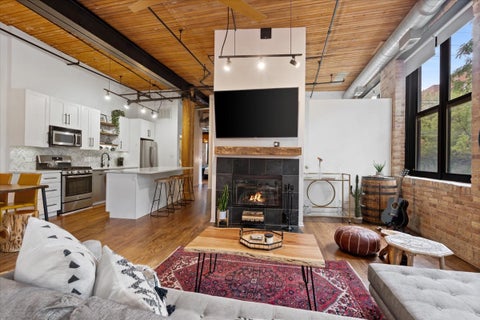 Tiny photo for 1670 N Claremont Avenue #101, Chicago, IL 60647 (MLS # 12766932)