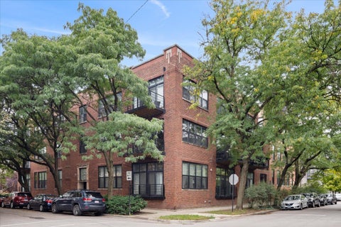 Photo of 1670 N Claremont Avenue #101, Chicago, IL 60647 (MLS # 12766932)