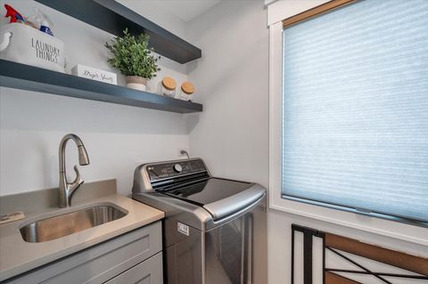 Tiny photo for 616 Birchwood Avenue, Des Plaines, IL 60018 (MLS # 12636387)