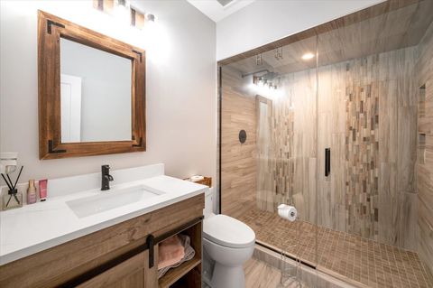 Tiny photo for 616 Birchwood Avenue, Des Plaines, IL 60018 (MLS # 12636387)
