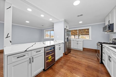 Tiny photo for 9254 Austin Avenue, Oak Lawn, IL 60453 (MLS # 12523564)