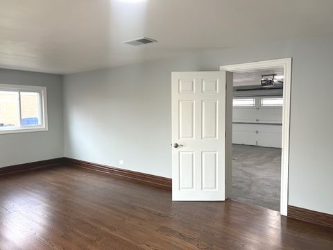 Tiny photo for 9254 Austin Avenue, Oak Lawn, IL 60453 (MLS # 12523564)