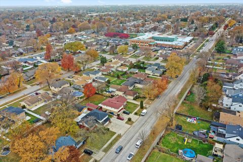 Tiny photo for 9254 Austin Avenue, Oak Lawn, IL 60453 (MLS # 12523564)
