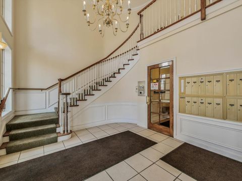 Tiny photo for 3135 Town Square Drive #104, Rolling Meadows, IL 60008 (MLS # 12610059)