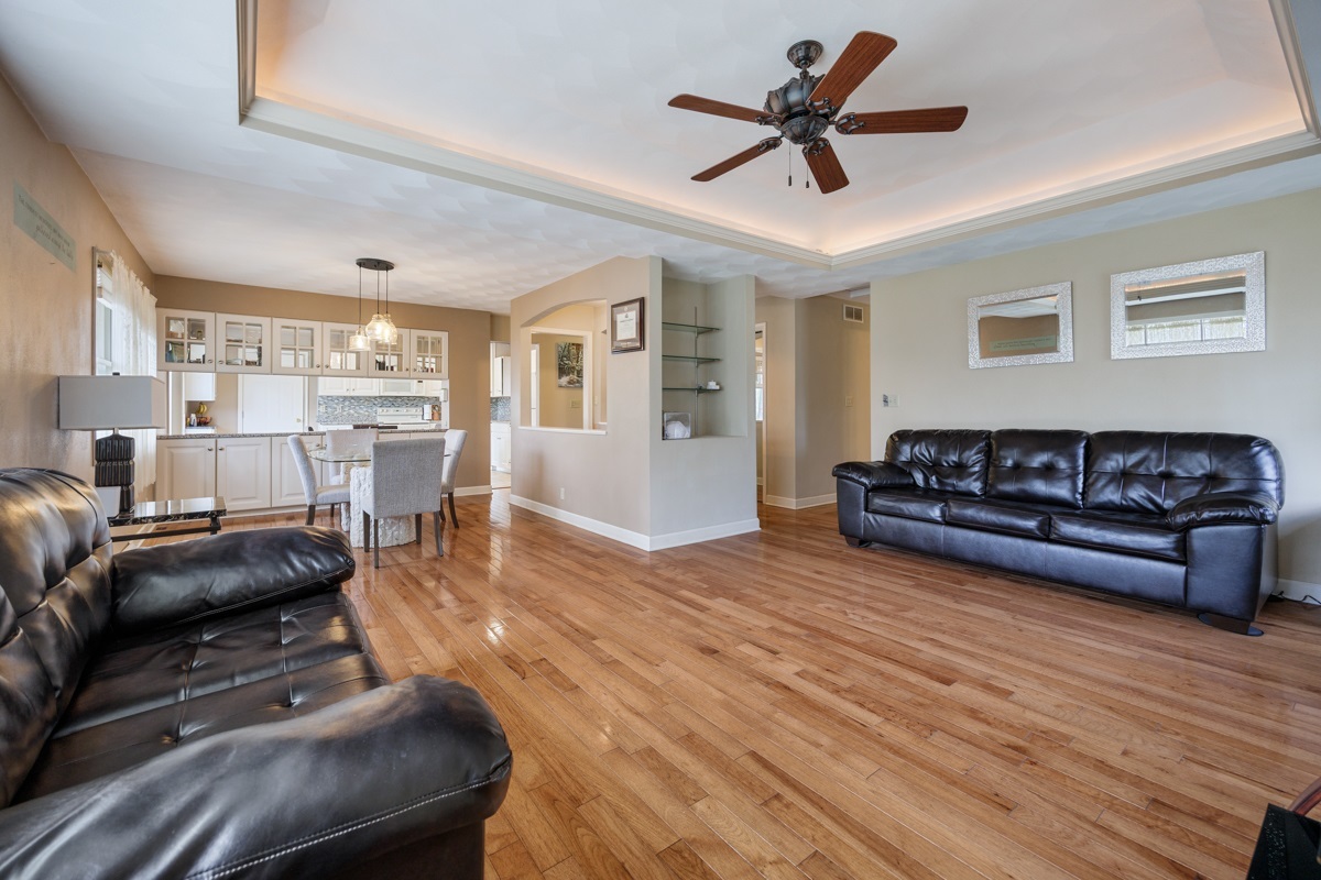 1111 Edgewood Circle