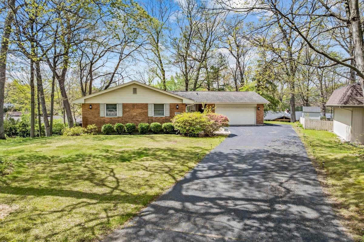 1111 Edgewood Circle