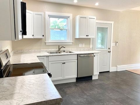 Tiny photo for 110 7th Avenue, Sterling, IL 61081 (MLS # 12497646)