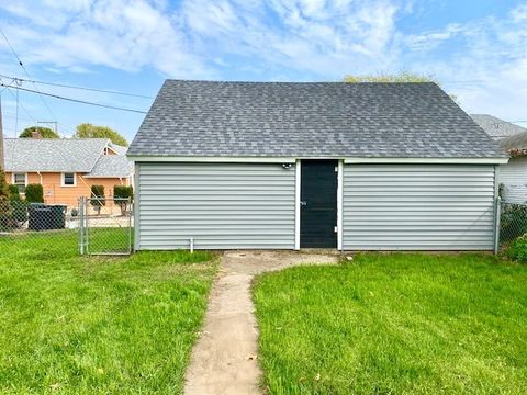 Tiny photo for 110 7th Avenue, Sterling, IL 61081 (MLS # 12497646)