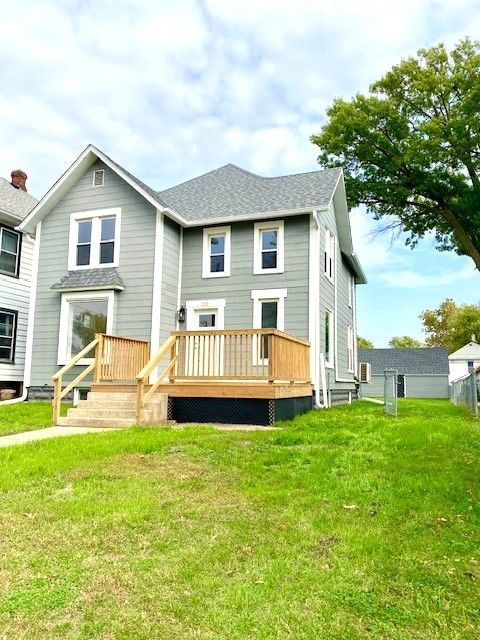 Tiny photo for 110 7th Avenue, Sterling, IL 61081 (MLS # 12497646)