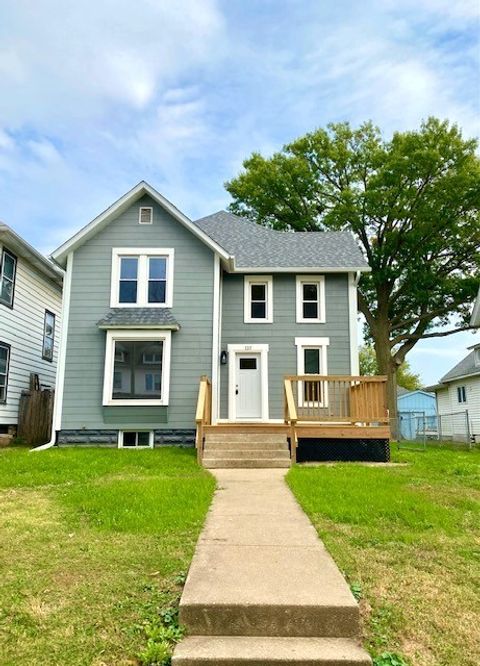 Photo of 110 7th Avenue, Sterling, IL 61081 (MLS # 12497646)