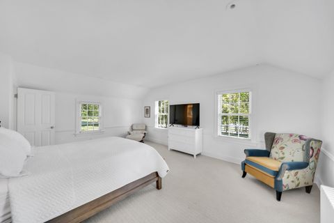 Tiny photo for 32 Otis Road, Barrington Hills, IL 60010 (MLS # 12657771)