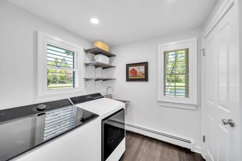 Tiny photo for 32 Otis Road, Barrington Hills, IL 60010 (MLS # 12657771)