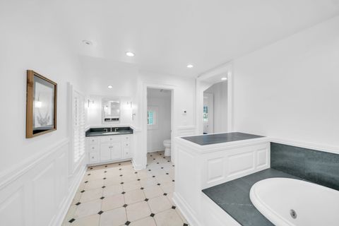 Tiny photo for 32 Otis Road, Barrington Hills, IL 60010 (MLS # 12657771)