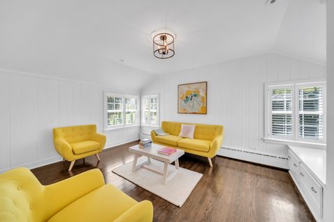 Tiny photo for 32 Otis Road, Barrington Hills, IL 60010 (MLS # 12657771)