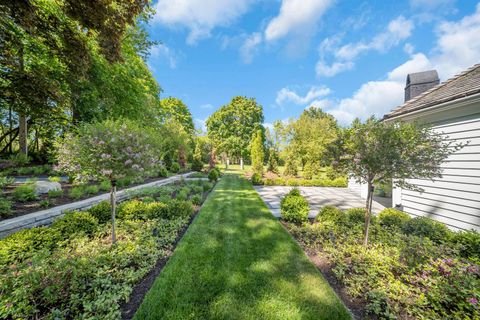 Tiny photo for 32 Otis Road, Barrington Hills, IL 60010 (MLS # 12657771)