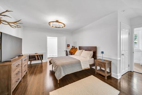 Tiny photo for 32 Otis Road, Barrington Hills, IL 60010 (MLS # 12657771)