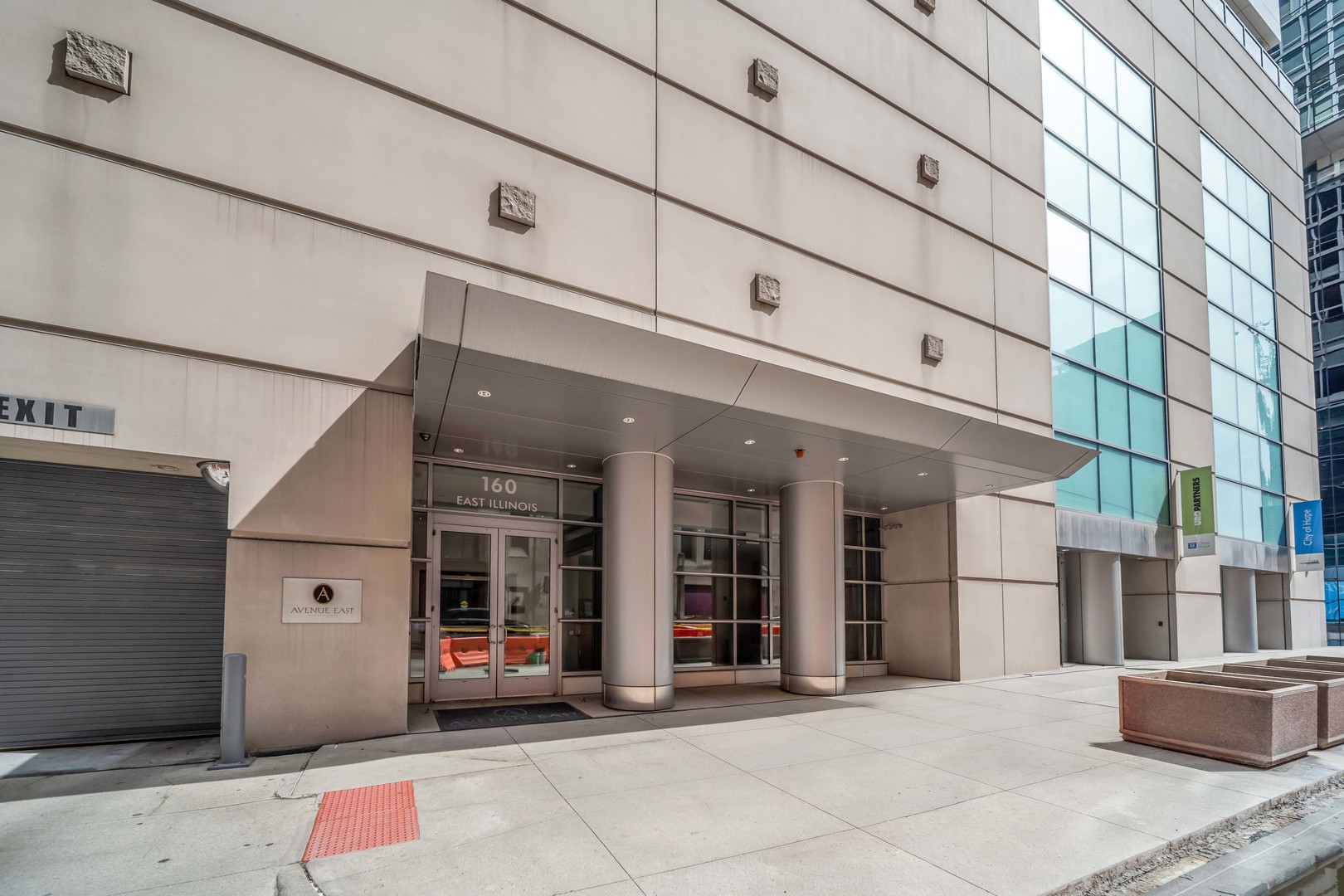 160 E Illinois Street 2003
