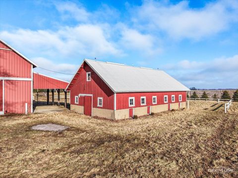 Tiny photo for 10256 Somonauk Road, Hinckley, IL 60520 (MLS # 12550236)