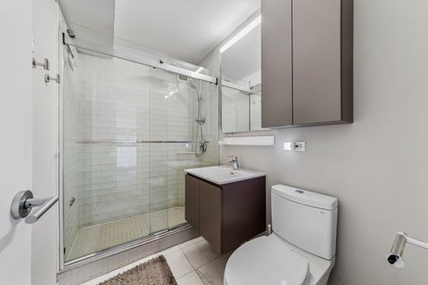 Tiny photo for 5801 N Sheridan Road #14A, Chicago, IL 60660 (MLS # 12609036)