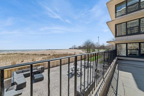 Tiny photo for 5801 N Sheridan Road #14A, Chicago, IL 60660 (MLS # 12609036)