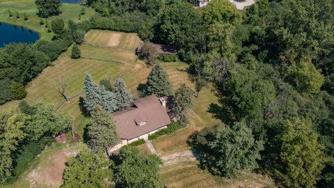 Tiny photo for 138 Breakenridge Farm Road, Oak Brook, IL 60523 (MLS # 12750886)