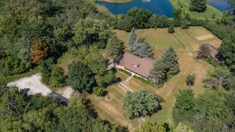 Tiny photo for 138 Breakenridge Farm Road, Oak Brook, IL 60523 (MLS # 12750886)