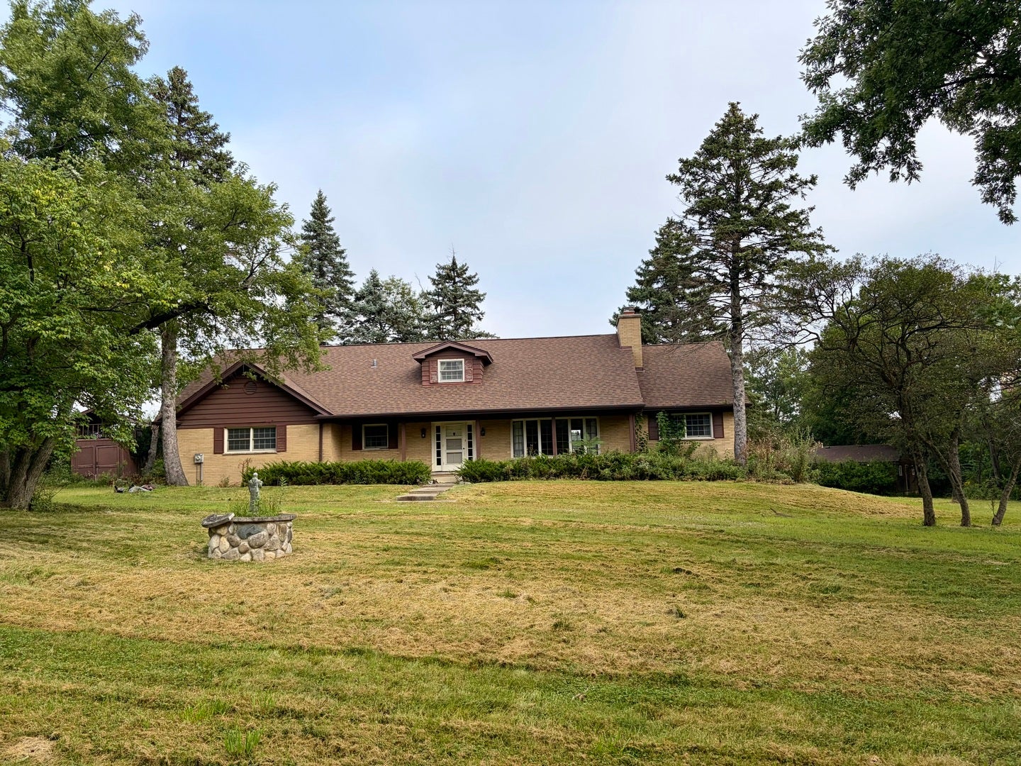 138 Breakenridge Farm Road