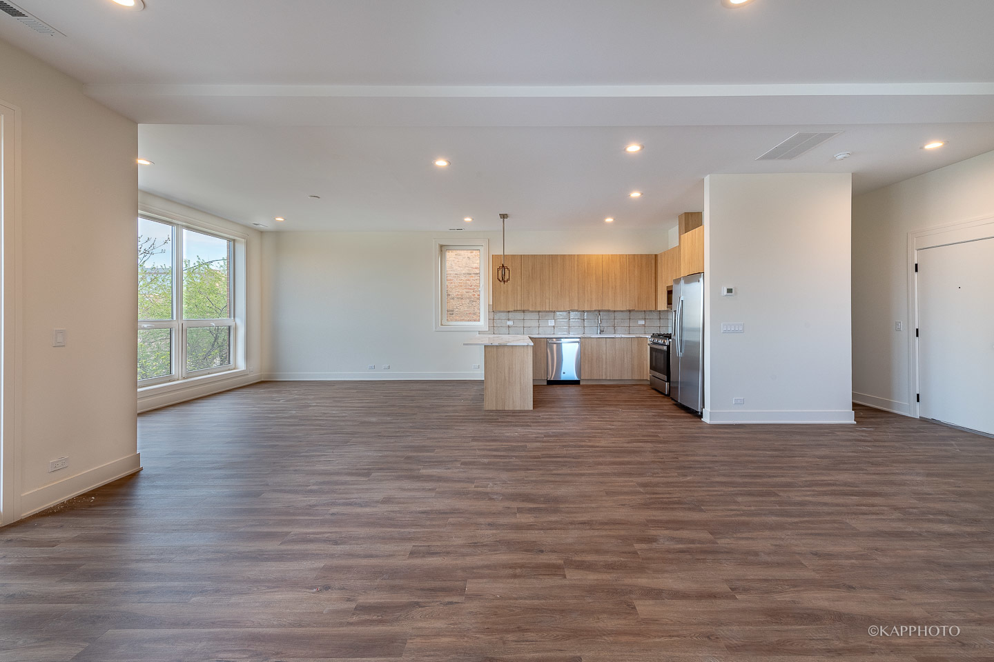18 S Seeley Avenue 1E